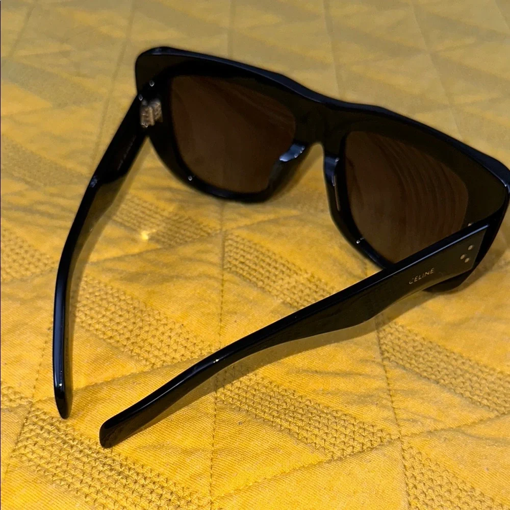 Black Cat-Eye Celine Sunglasses CL40157U - Picture 8 of 9